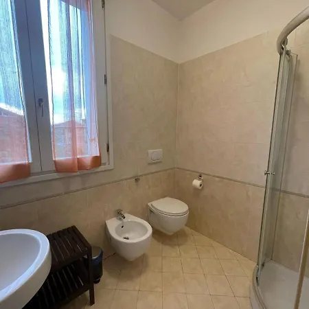 Lhe Stadio & Relax Τσεζένα